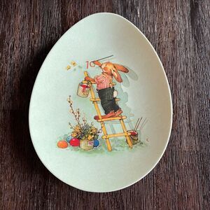 Easter Oval Bunny Plate Peter Rabbit Painting Hard Plastic Nestler World Market